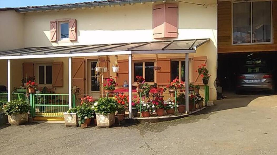 Gite A La Ferme Montesquieu-Avantes Εξωτερικό φωτογραφία